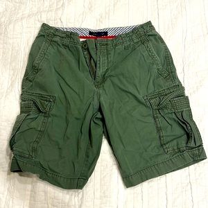 Tommy Hilfiger green cargo shorts. Sz 31 Mens